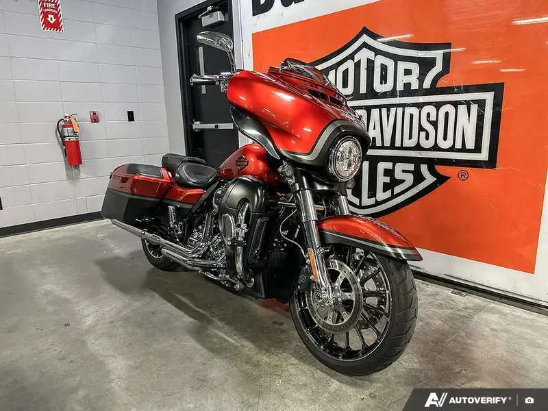 2018 Harley-Davidson Unspecified, dovoz Kanada — foto 2 z 12