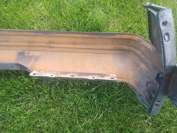 87-88 CUTLASS SUPREME SALON CALAIS EURO FRONT BUMPER COVER 3.8 V6 307, dovoz USA — foto 6 z 8