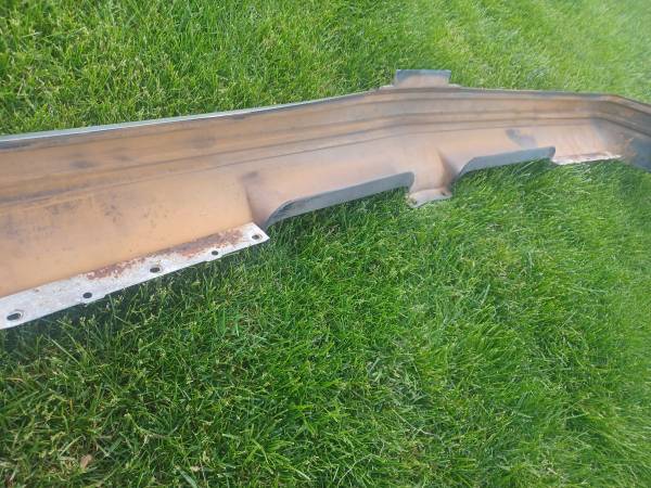 87-88 CUTLASS SUPREME SALON CALAIS EURO FRONT BUMPER COVER 3.8 V6 307, dovoz USA — foto 8 z 8