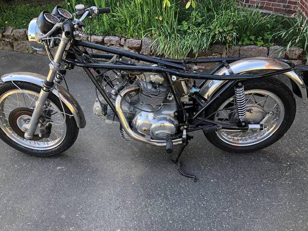 Ducati, dovoz Kanada — foto 4 z 12