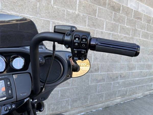 2018 Harley-Davidson, dovoz Kanada — foto 11 z 12