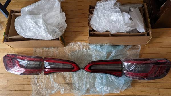 BMW X5 Euro Tail Lights Amber Turn Signals! 2019 2020 2021 2022 2023, dovoz USA — foto 2 z 3