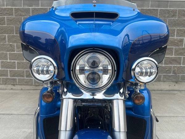 2017 Harley-Davidson, dovoz Kanada — foto 8 z 12