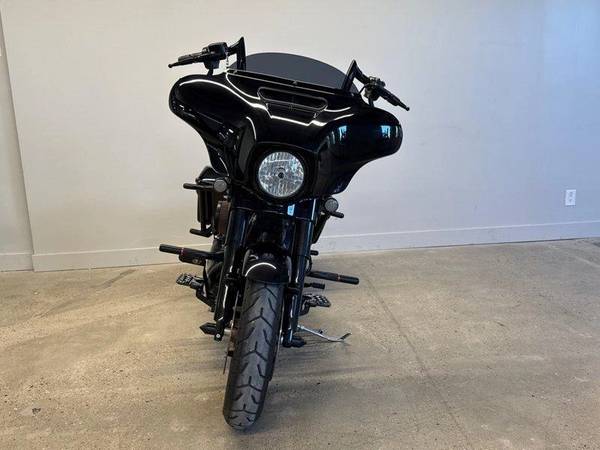 2022 Harley-Davidson, dovoz Kanada — foto 4 z 12