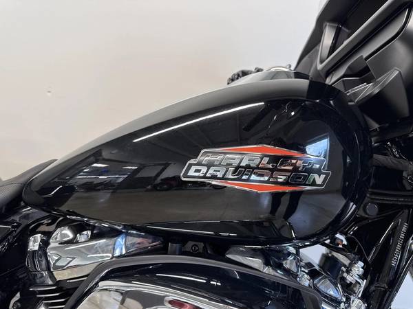 2024 Harley-Davidson, dovoz Kanada — foto 2 z 12