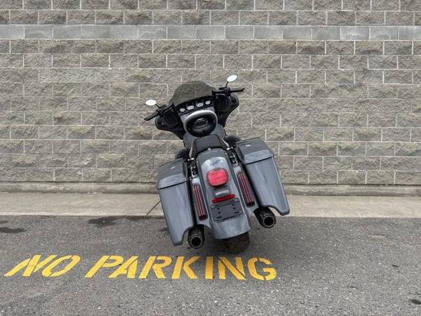 2018 Harley-Davidson, dovoz Kanada — foto 7 z 12
