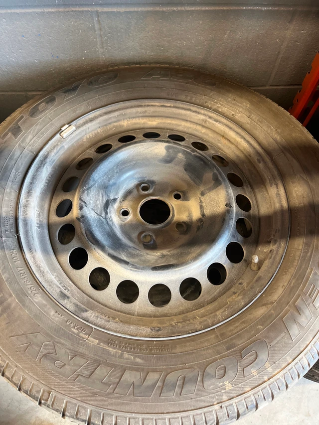Tires & Rims for sale, dovoz Kanada — foto 2 z 2