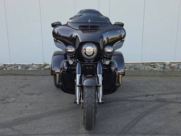 2021 Harley-Davidson, dovoz Kanada — foto 4 z 12