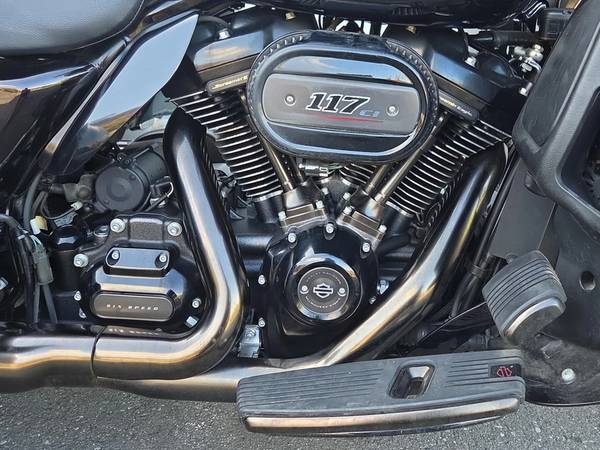 2021 Harley-Davidson, dovoz Kanada — foto 5 z 12