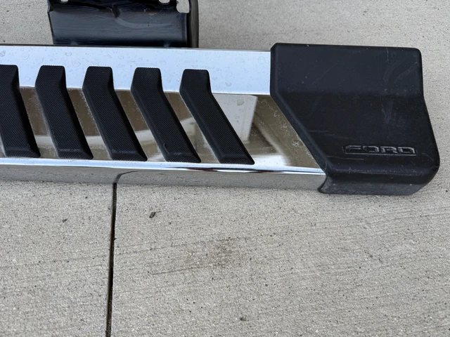 Ford F150 chrome running boards, dovoz Kanada — foto 2 z 3