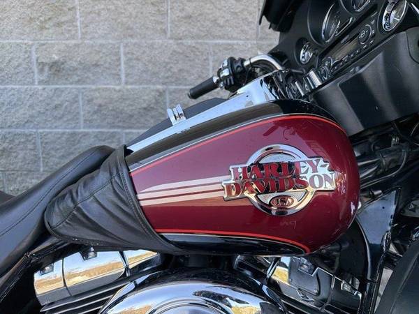 2005 Harley-Davidson, dovoz Kanada — foto 2 z 12
