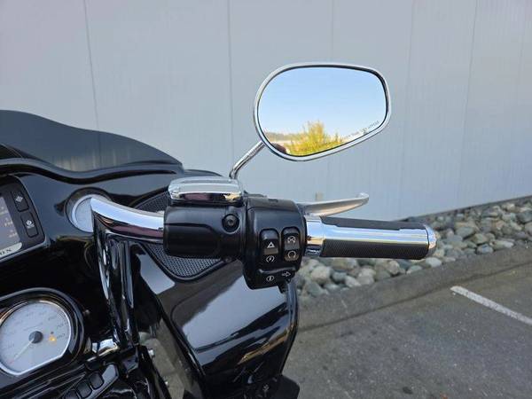 2016 Harley-Davidson, dovoz Kanada — foto 12 z 12