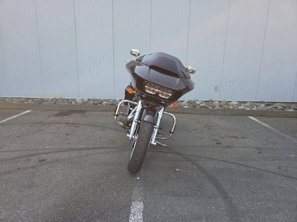 2016 Harley-Davidson, dovoz Kanada — foto 4 z 12