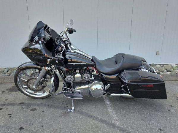2016 Harley-Davidson, dovoz Kanada — foto 6 z 12