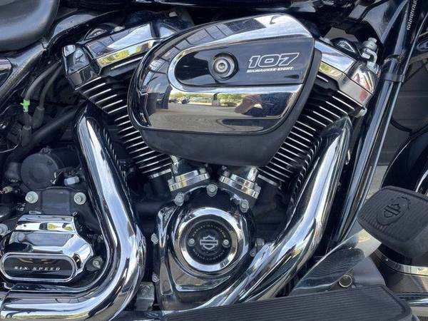 2018 Harley-Davidson, dovoz Kanada — foto 6 z 12