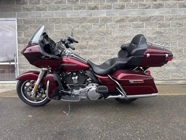 2017 Harley-Davidson, dovoz Kanada — foto 6 z 12