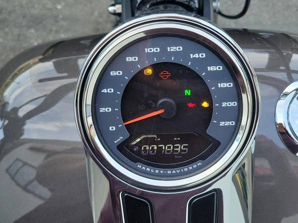 2023 Harley-Davidson, dovoz Kanada — foto 8 z 12