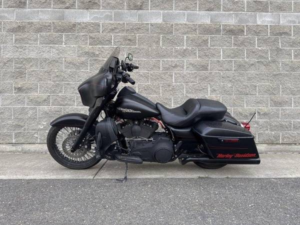 2016 Harley-Davidson, dovoz Kanada — foto 6 z 12