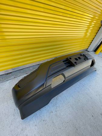 2021 2022 2023 Ford F150 FRONT BUMPER OEM, dovoz USA — foto 1
