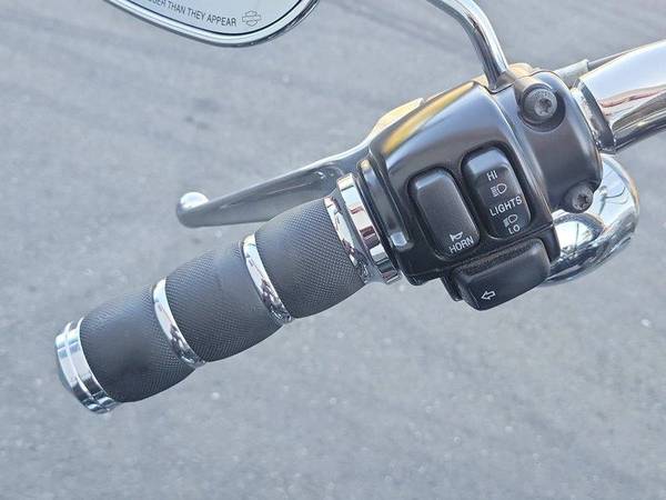 2007 Harley-Davidson, dovoz Kanada — foto 10 z 12