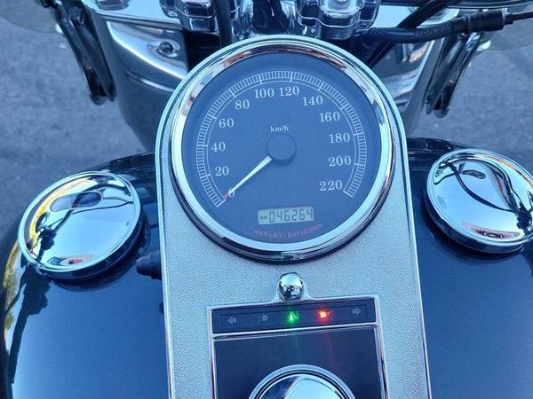 2007 Harley-Davidson, dovoz Kanada — foto 11 z 12