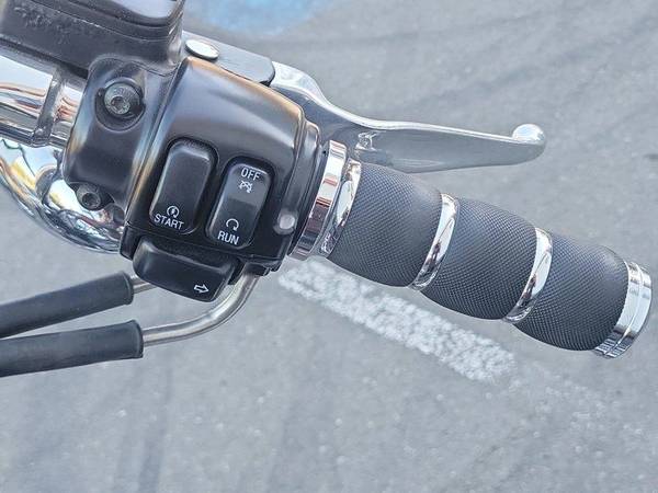 2007 Harley-Davidson, dovoz Kanada — foto 12 z 12