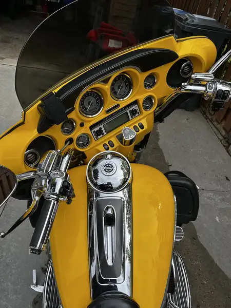 2012 Harley-Davidson CVO, 32 000 km, dovoz Kanada — foto 3 z 9