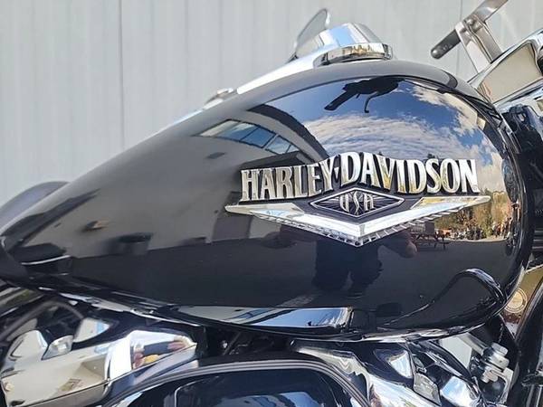 2019 Harley-Davidson, dovoz Kanada — foto 2 z 12