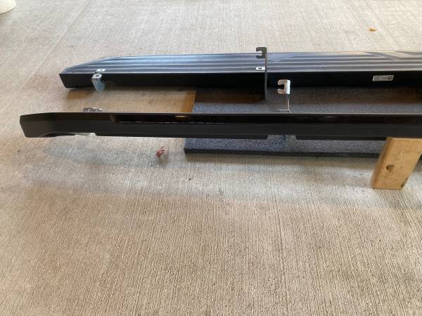 OE Steps for GMC Yukon XL, dovoz USA — foto 7 z 12
