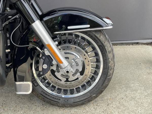 2012 Harley-Davidson, dovoz Kanada — foto 3 z 12