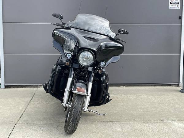 2012 Harley-Davidson, dovoz Kanada — foto 4 z 12