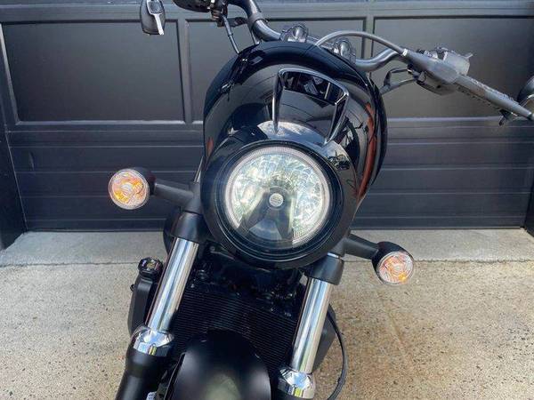 2024 Harley-Davidson, dovoz Kanada — foto 11 z 12