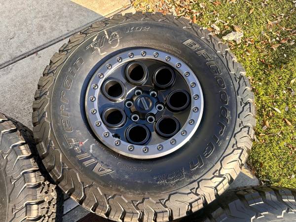 2021-2026 Ford F-150 Raptor 37 Package Wheels and Tires with TPMS, dovoz USA — foto 5 z 5