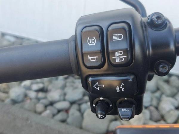 2020 Harley-Davidson, dovoz Kanada — foto 10 z 12
