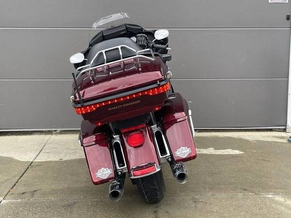 2016 Harley-Davidson, dovoz Kanada — foto 7 z 12