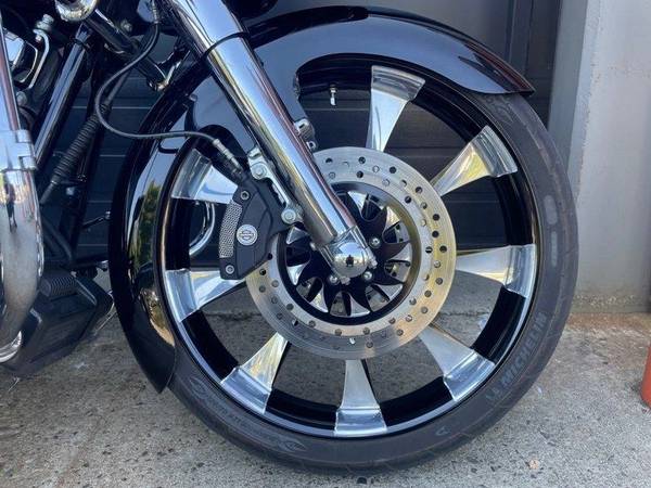 2013 Harley-Davidson, dovoz Kanada — foto 3 z 12