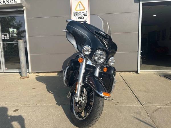 2014 Harley-Davidson, dovoz Kanada — foto 4 z 12