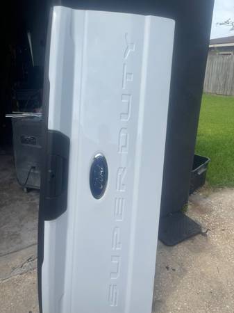 2024-2026 F250/350 Tailgate, dovoz USA — foto 6 z 9