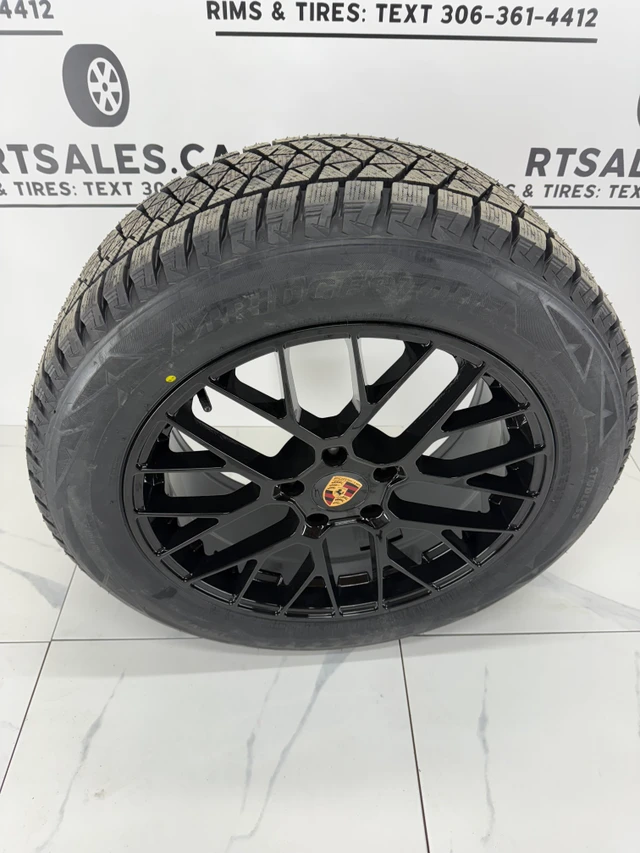 255/55/20 Bridgestone Winter tires 20" 5x130 Porsche Cayenne, dovoz Kanada — foto 5 z 5