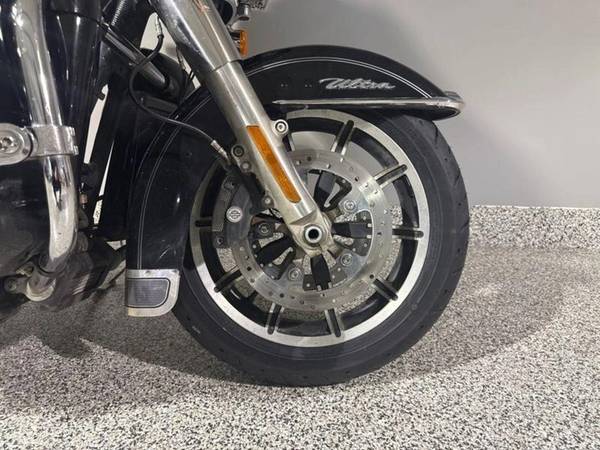 2015 Harley-Davidson, dovoz Kanada — foto 3 z 12