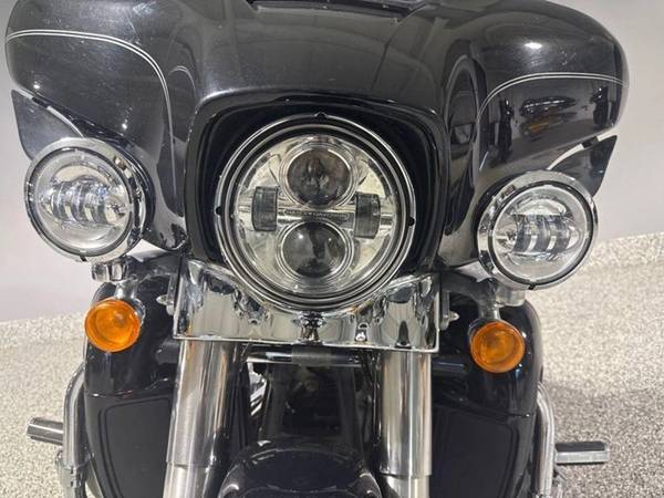 2015 Harley-Davidson, dovoz Kanada — foto 8 z 12