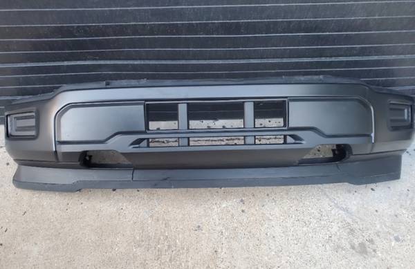 2024-2026 F150 přední nárazník, dovoz USA — foto 2 z 4