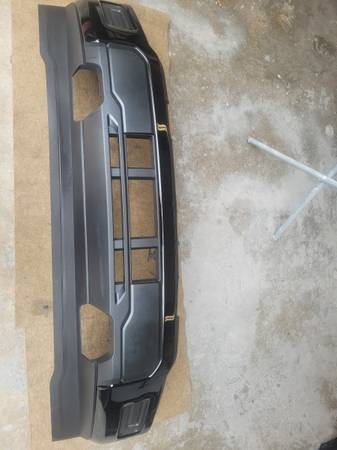 24/26 FORD F150 FRONT BUMPER, dovoz USA — foto 2 z 4