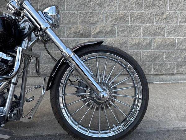 2013 Harley-Davidson, dovoz Kanada — foto 3 z 12