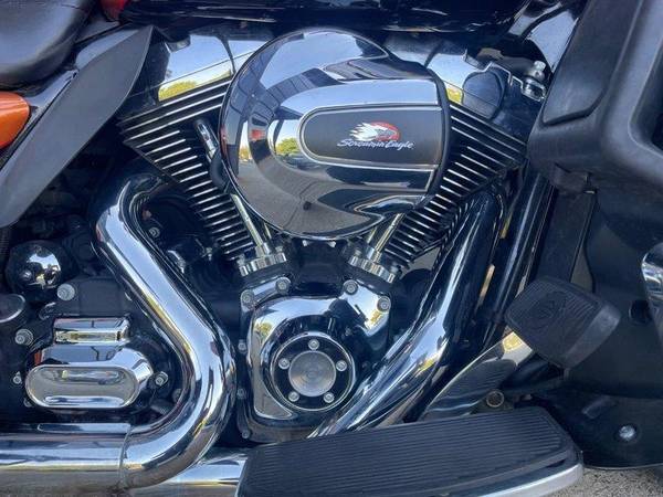 2015 Harley-Davidson, dovoz Kanada — foto 5 z 12