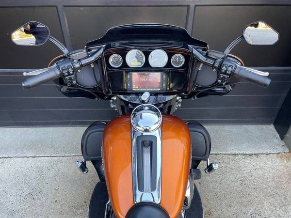 2015 Harley-Davidson, dovoz Kanada — foto 8 z 12