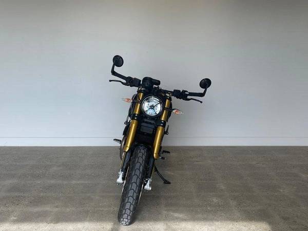 2022 Ducati, dovoz Kanada — foto 4 z 12