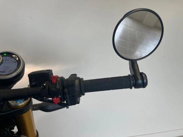 2022 Ducati, dovoz Kanada — foto 9 z 12