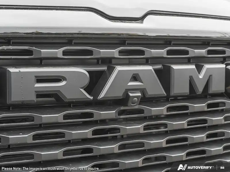 2026 RAM 1500 Express, černá, 10 km, dovoz Kanada — foto 9 z 12