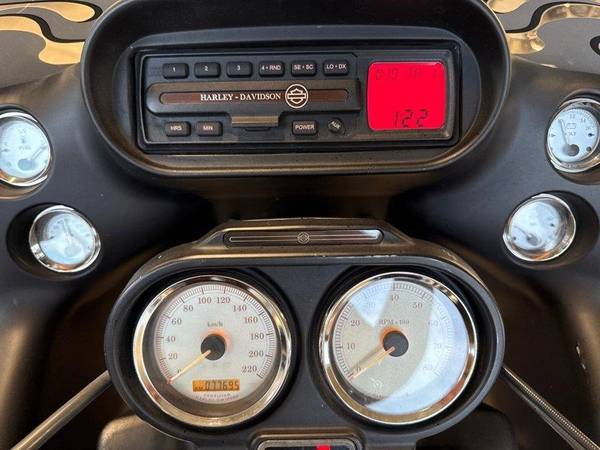 2005 Harley-Davidson, dovoz Kanada — foto 10 z 12